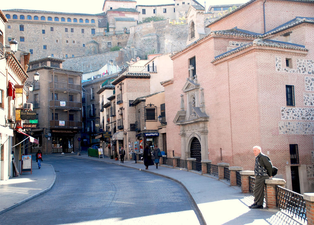 Apartamentos Adarve Toledo Exterior foto